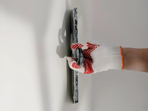 L'applicazione di polvere di polimero redispersibile